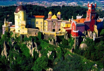 Palácio da Pena - Schloss in den Hügeln von Sintra